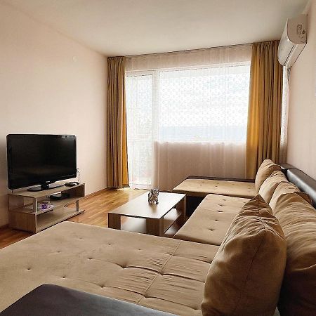 Spacious And Bright Maisonette Varna Center Exteriör bild