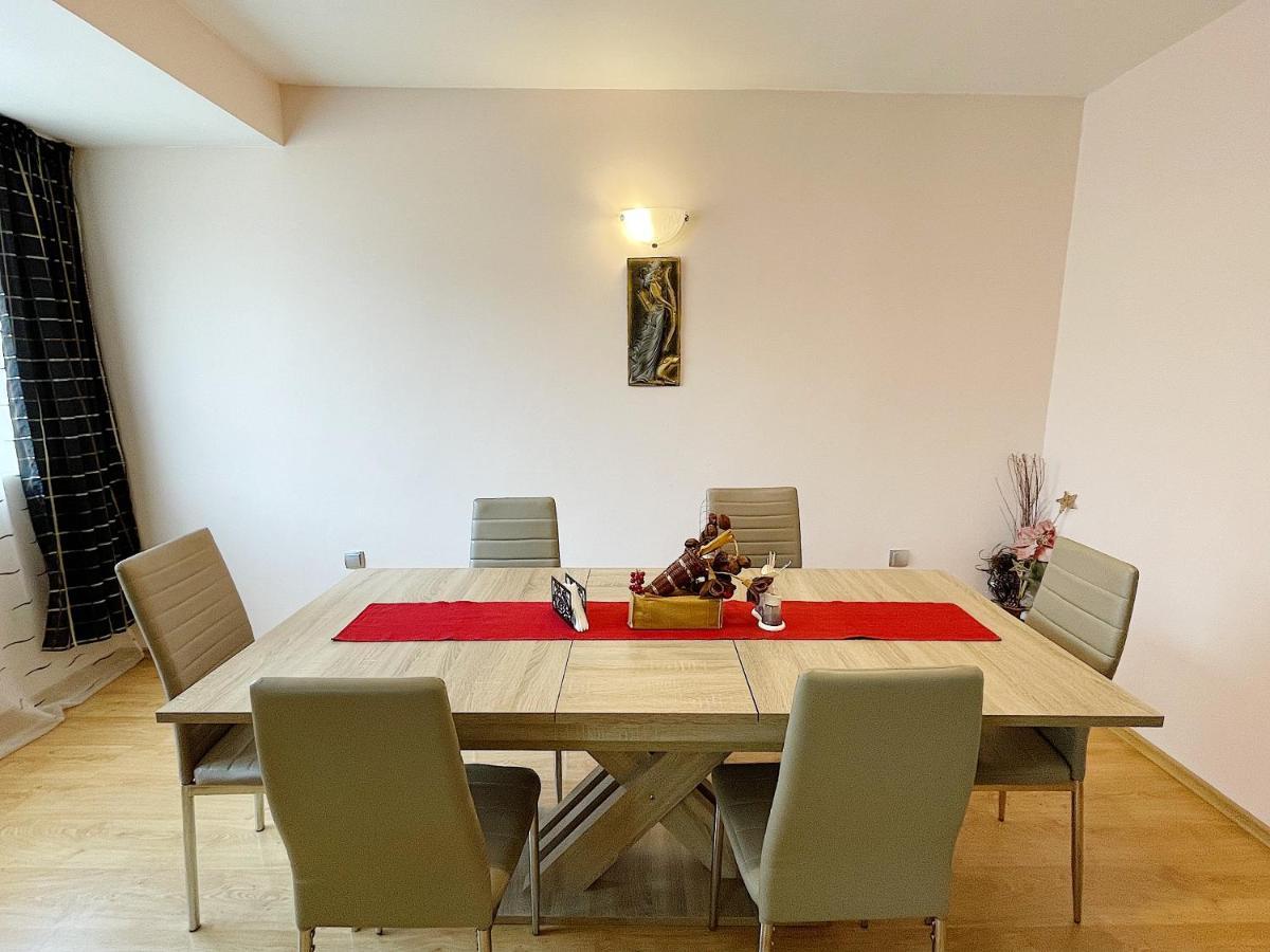 Spacious And Bright Maisonette Varna Center Exteriör bild